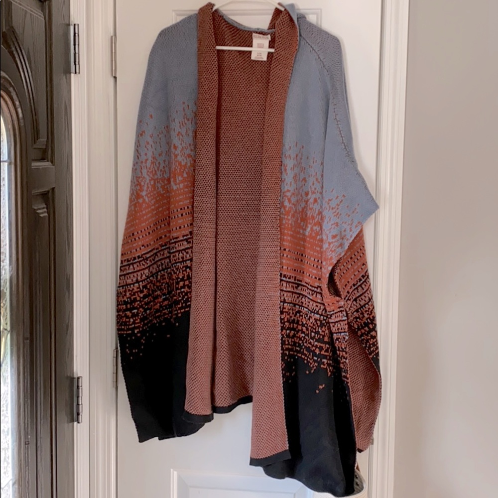Merona poncho with good
